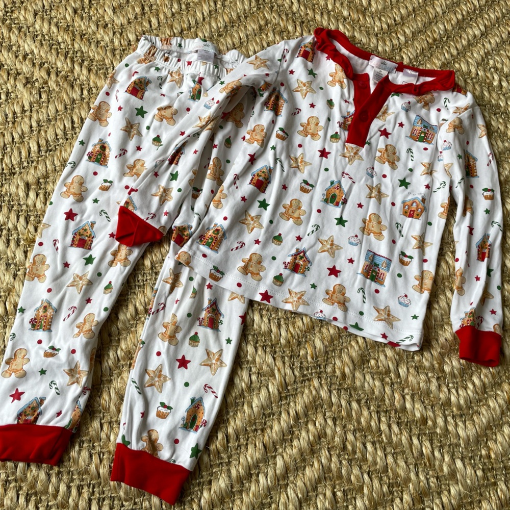 Baby Loren 3T Christmas pajamas set red and white